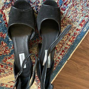 Steve Madden Platform Pumps